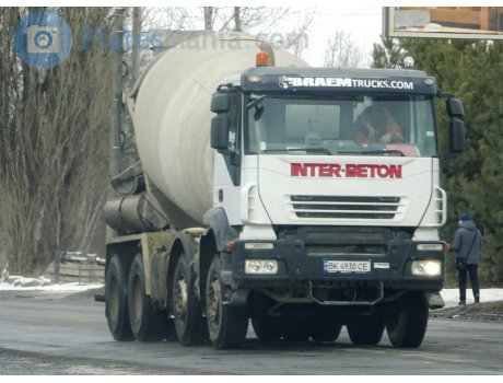 BK 4930 CE, Iveco Trakker