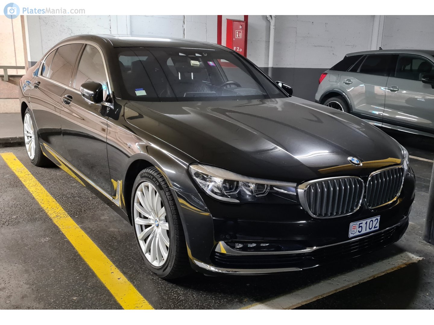 5102, BMW 7 Series 6th gen (G11/G12), 2015–2019