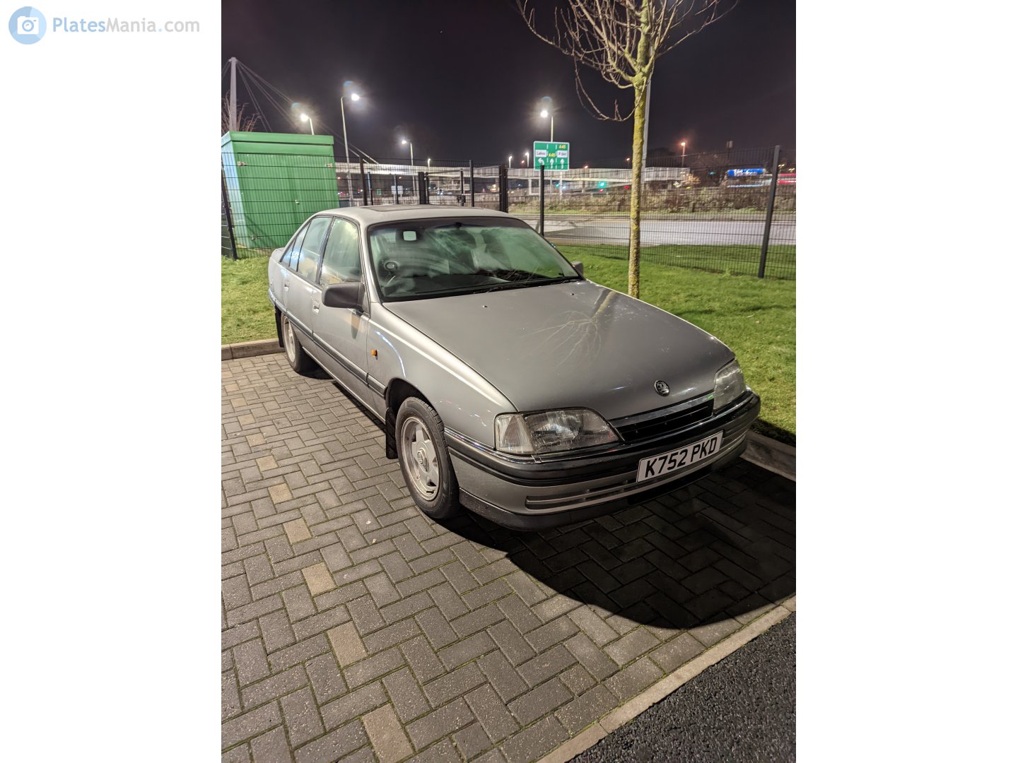 K752PKD, Vauxhall Carlton 2nd gen Saloon (V87), 1986–1994