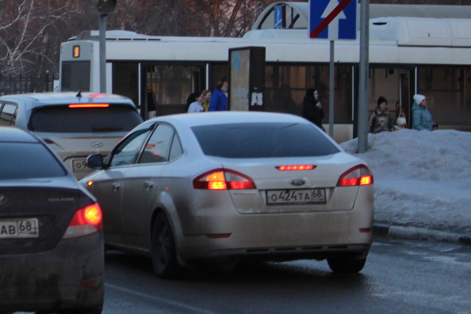 о 424 та 68, Ford Mondeo 3rd gen Sedan/Liftback (Mk4; CD345), 2007–2010 (–2011 for CN-market)