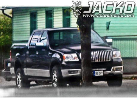 86 ZHY, Lincoln Mark LT