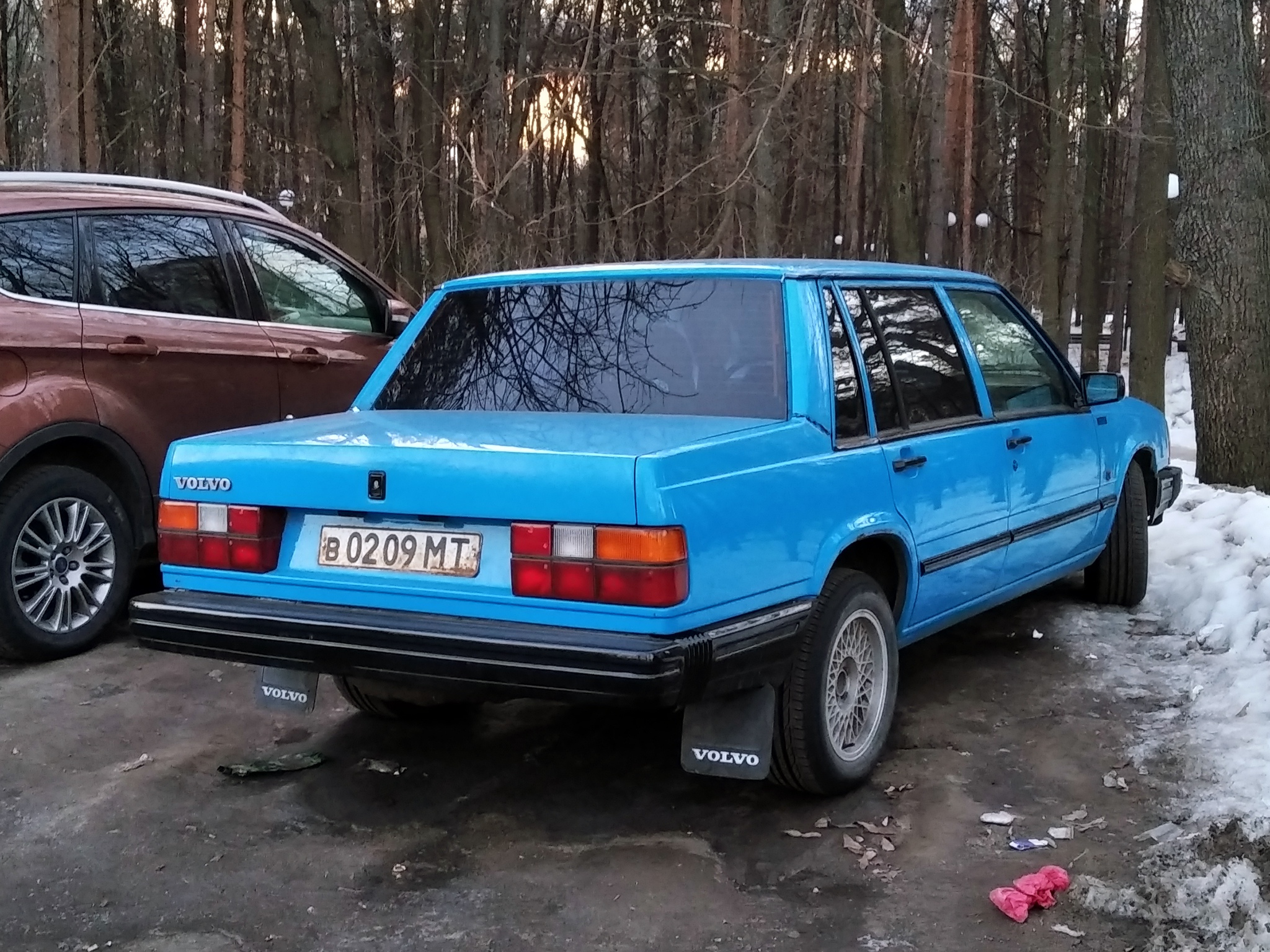 в 0209 МТ, Volvo 760 1st gen Sedan (764), 1982–1990