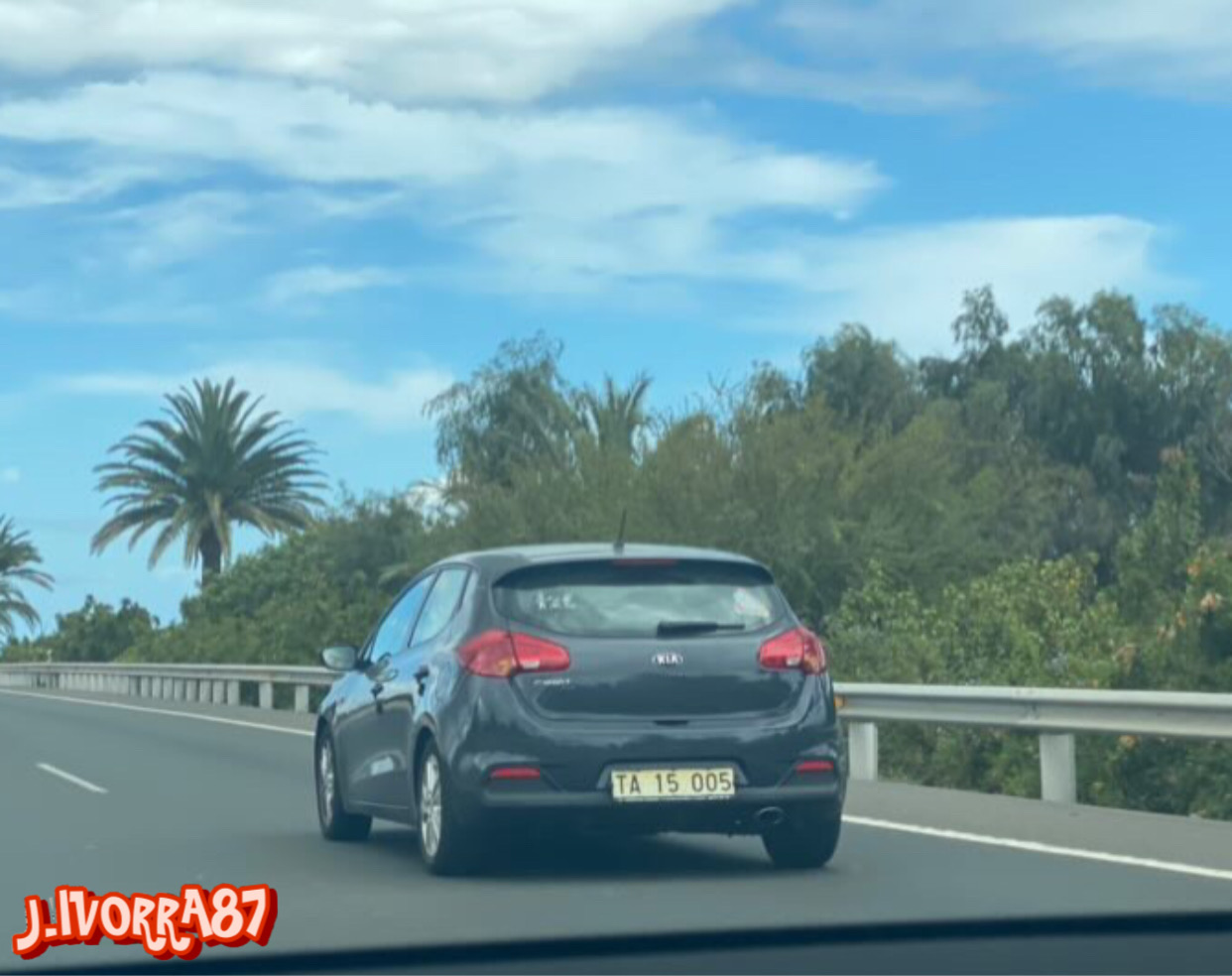 TA 15 005, Kia Ceed 2nd gen cee'd 5-door Hatch (JD), 2012–2018