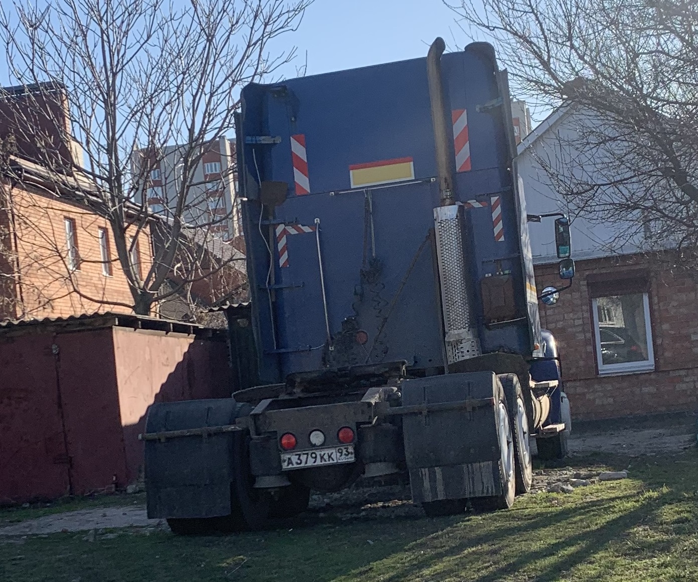 а 379 кк 93, Freightliner Columbia 