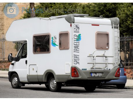 TCR-332, Knaus Sport