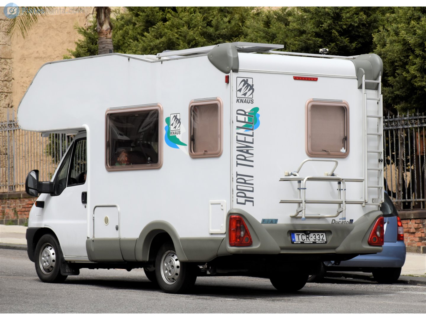 TCR-332, Knaus Sport 