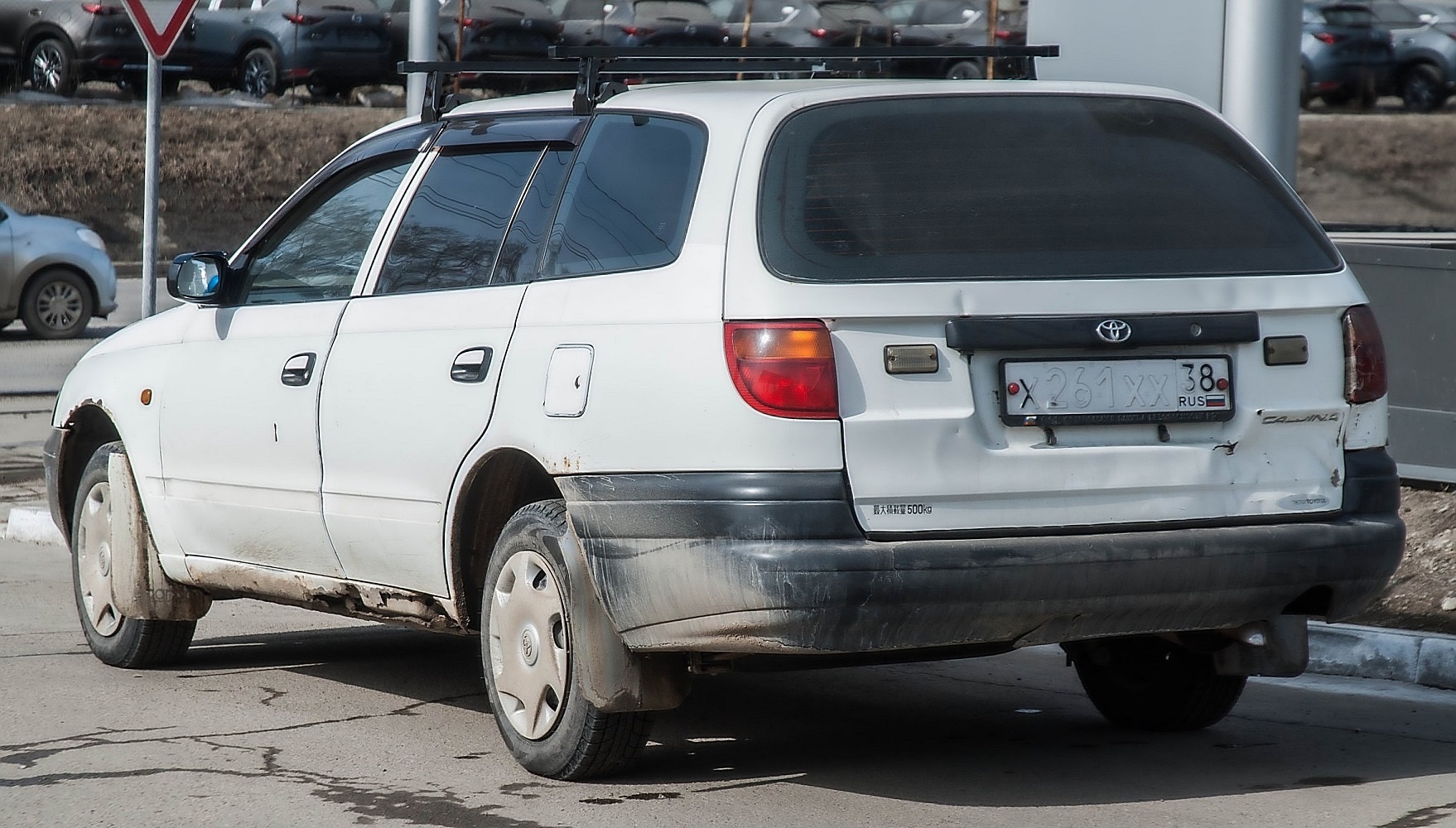 х 261 хх 38, Toyota Caldina 1st gen (T190), 1992–2002