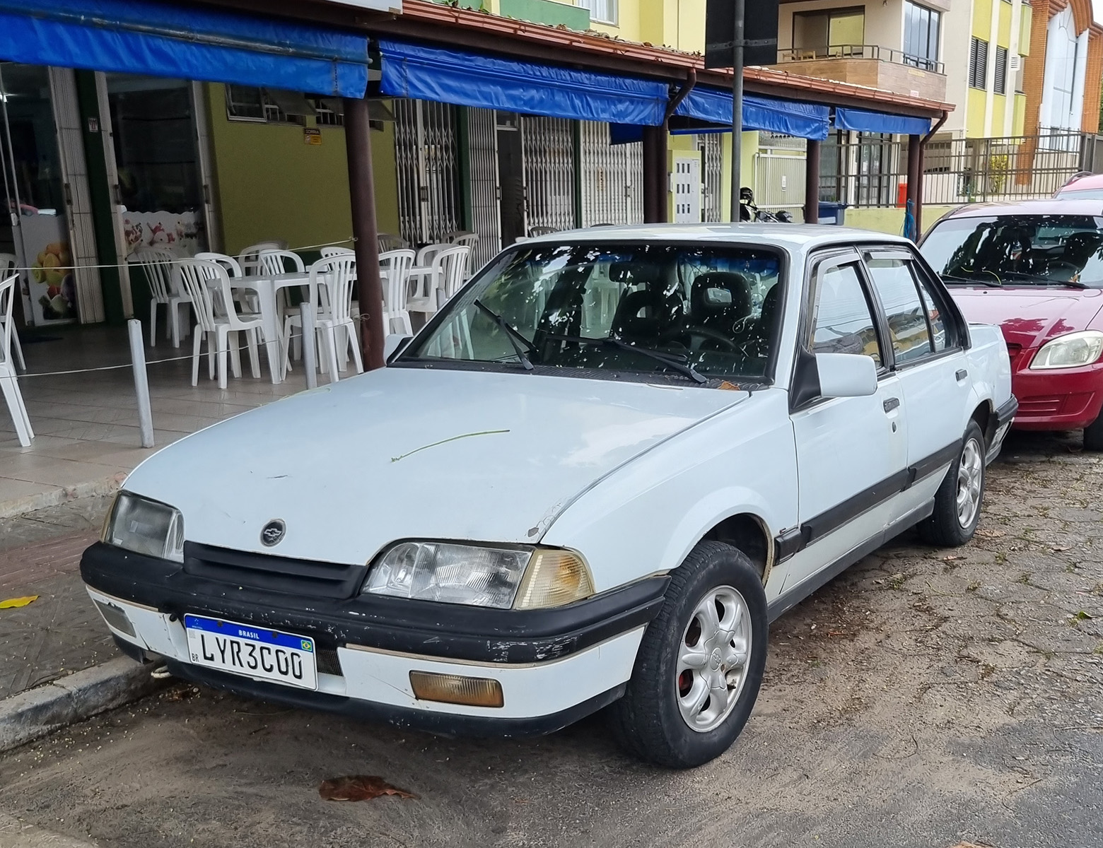 LYR3C00, Chevrolet Monza 2nd gen 4-door Sedan (J-body; LATAM-market), facelift, 1989–1996