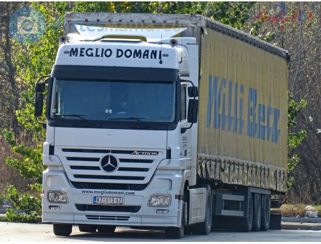 KŽ 013-UŽ, Mercedes-Benz Actros