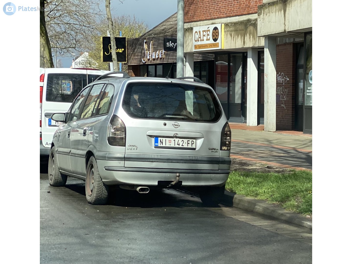 NI 142-FP, Opel Zafira 1st gen (A; T98), 1999–2005