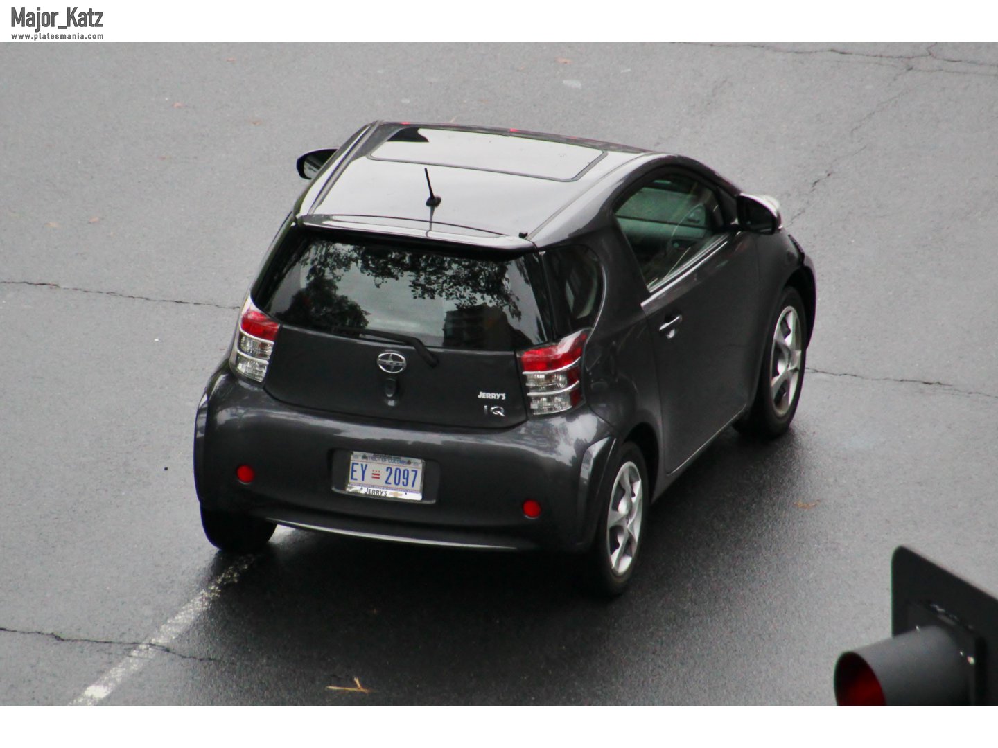 EY-2097, Scion iQ 1st gen (AJ10), 2011–2015