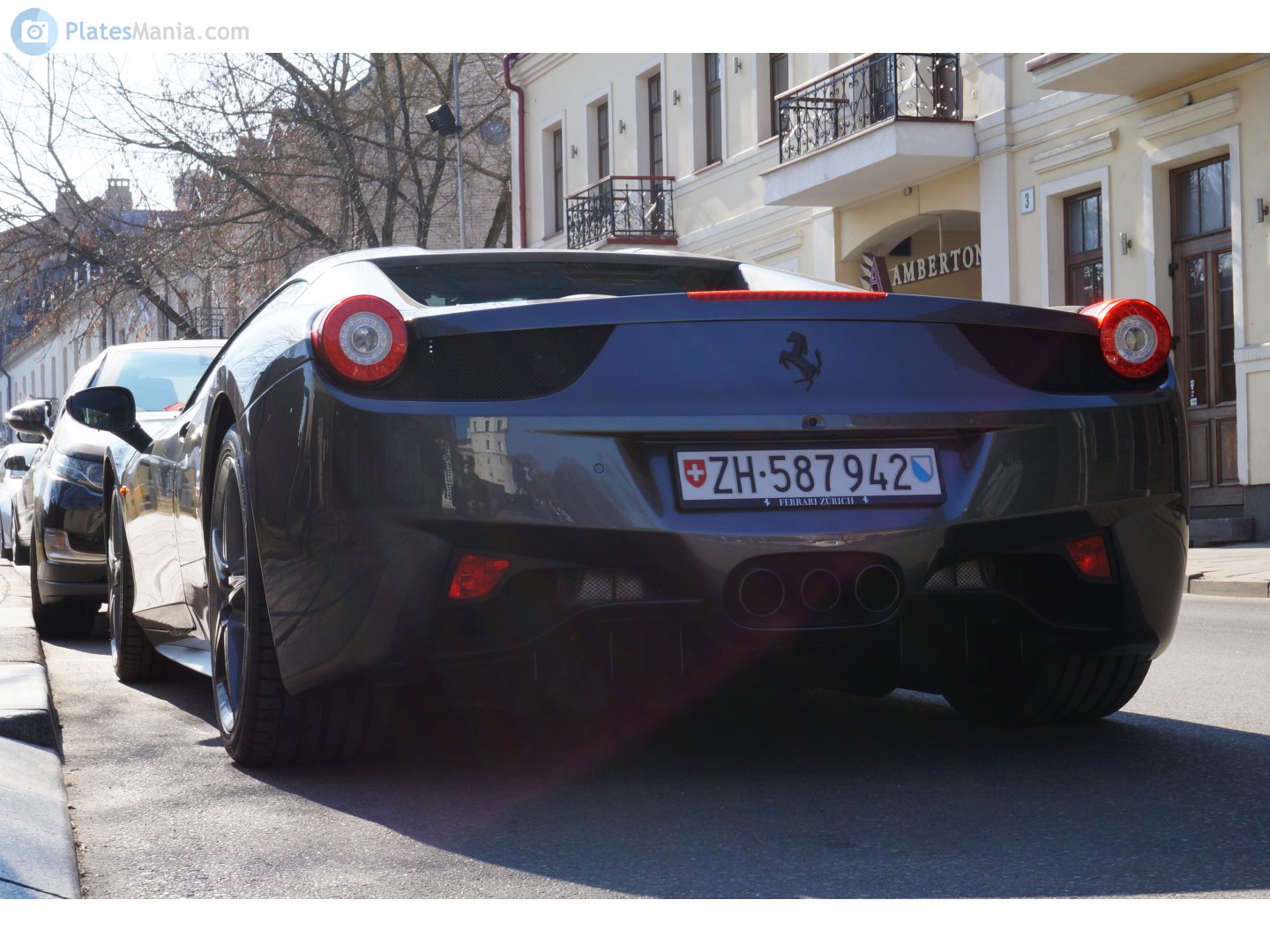 ZH 587942, Ferrari 458 1st gen Spider (F142), 2011–2015