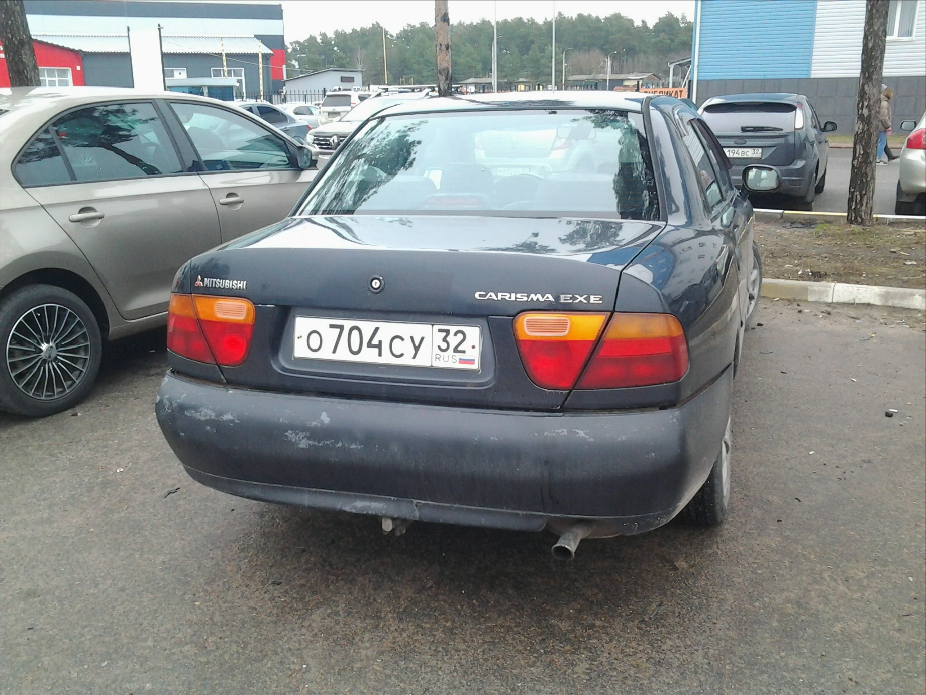 о 704 су 32, Mitsubishi Carisma 