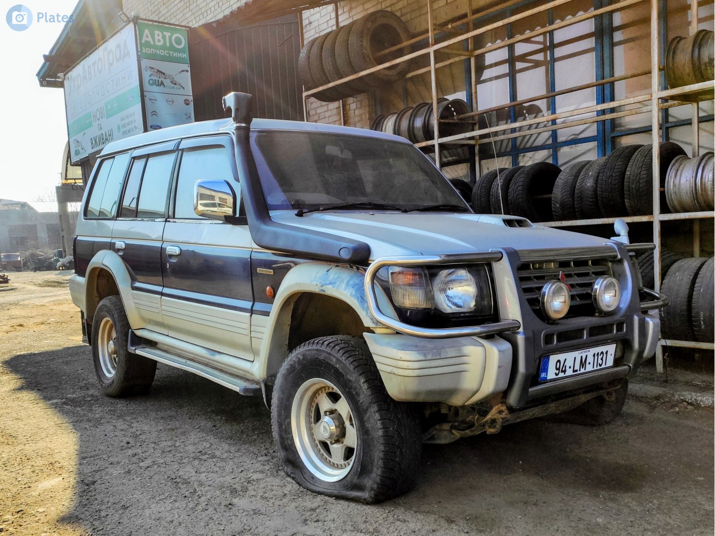 94-LM-1131, Mitsubishi Shogun 2nd gen 5-door SUV (V20), 1991–1999