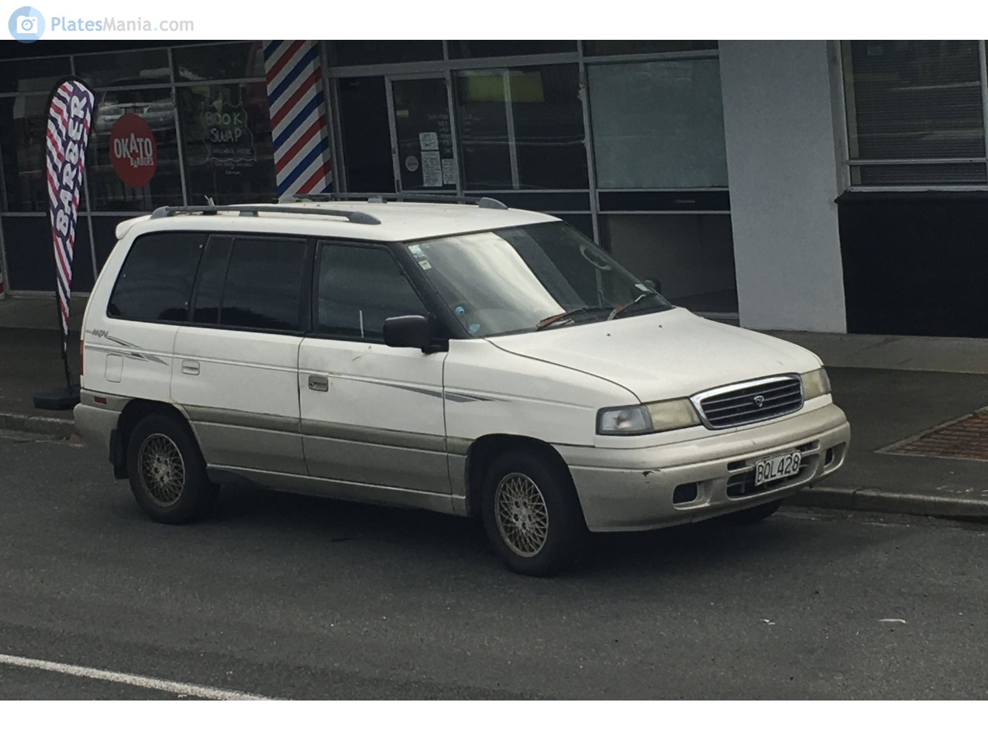 BQL428, Ẽfini MPV 1st gen (LV), facelift, 1995–1997
