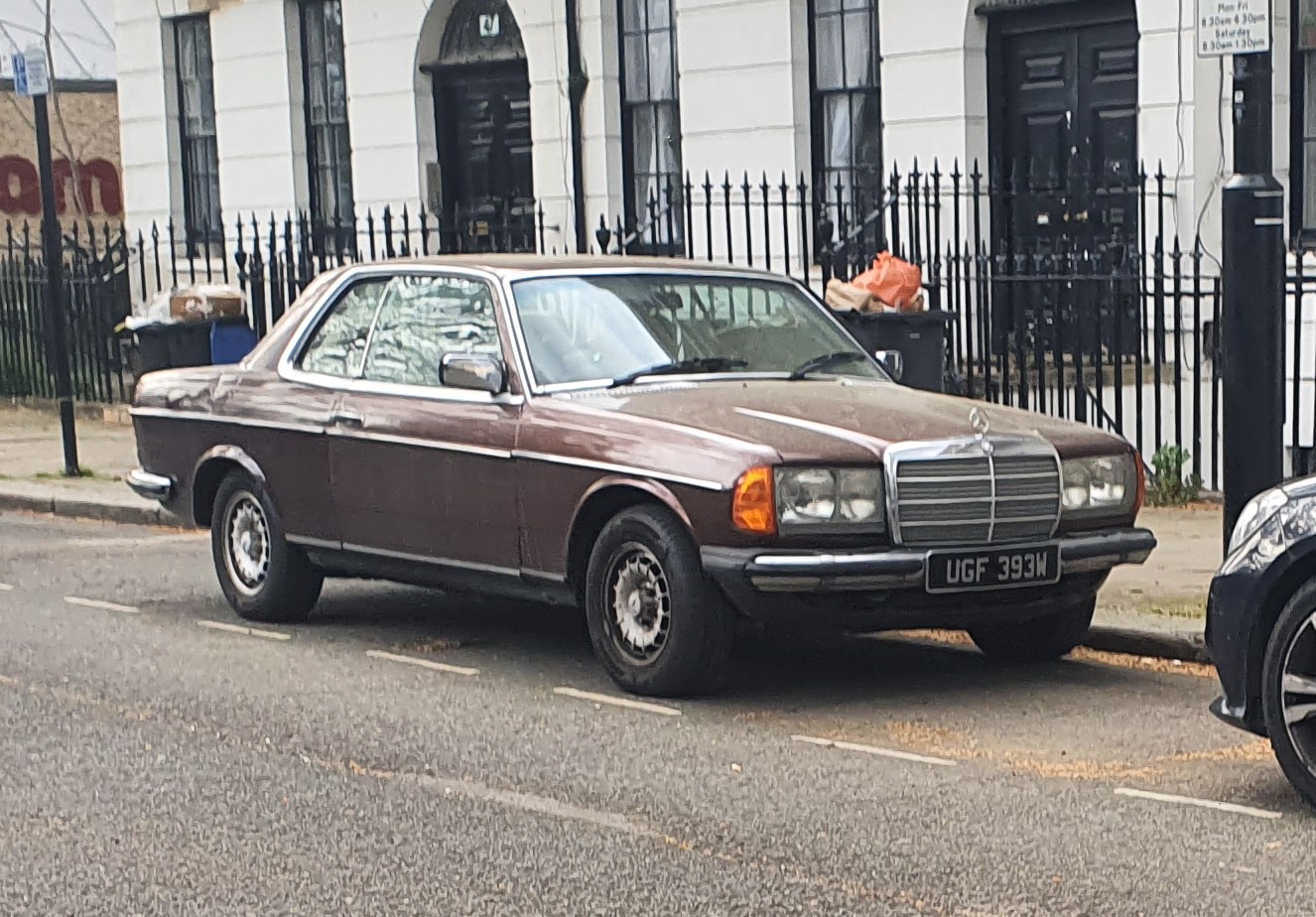 UGF393W, Mercedes-Benz E-Klasse 230C–300C Coupé (C123), 1977–1986