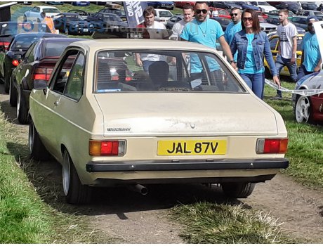 JAL 87V, Ford Escort