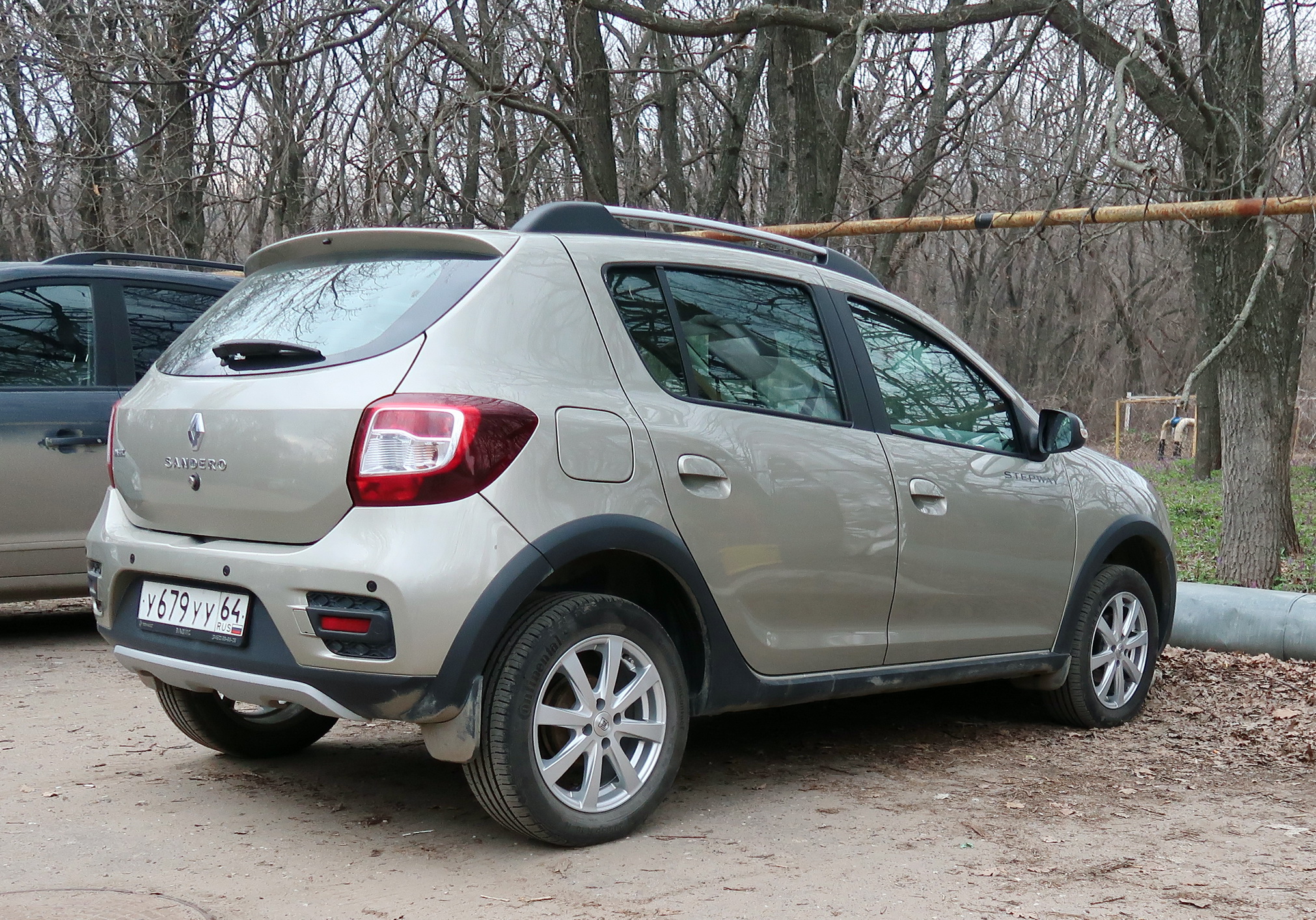 у 679 уу 64, Renault Sandero 2nd gen Stepway (B52), 2013­–