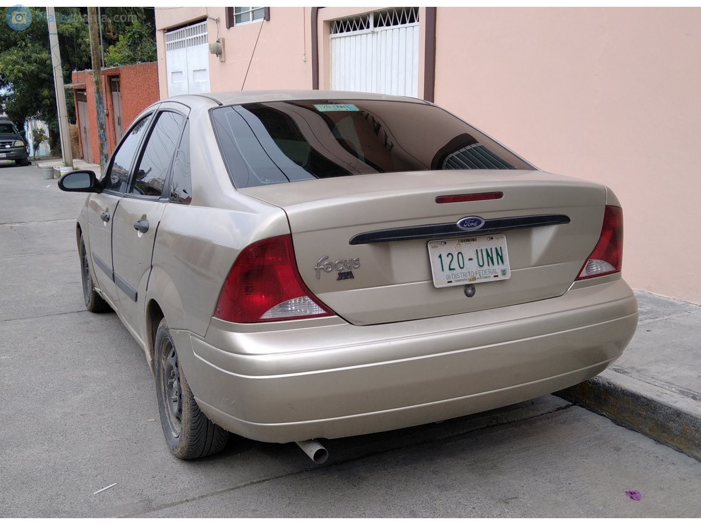 120-UNN, Ford Focus 1st gen Sedan (DFW; C170), 1998–2005 (–2008 for LATAM-market)