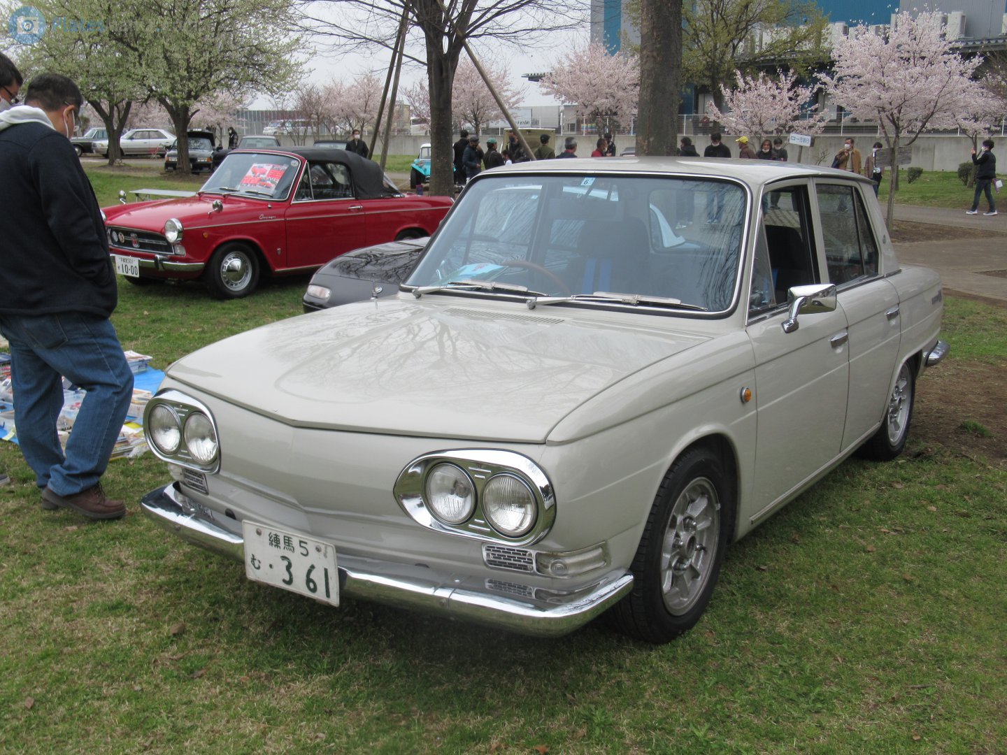 練馬 5 む 361, Hino Contessa 