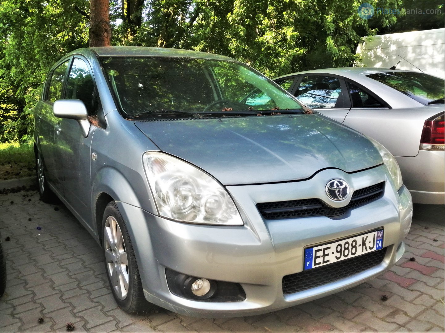 EE-988-KJ, Toyota Corolla Verso 2nd gen (AR10), 2004–2009