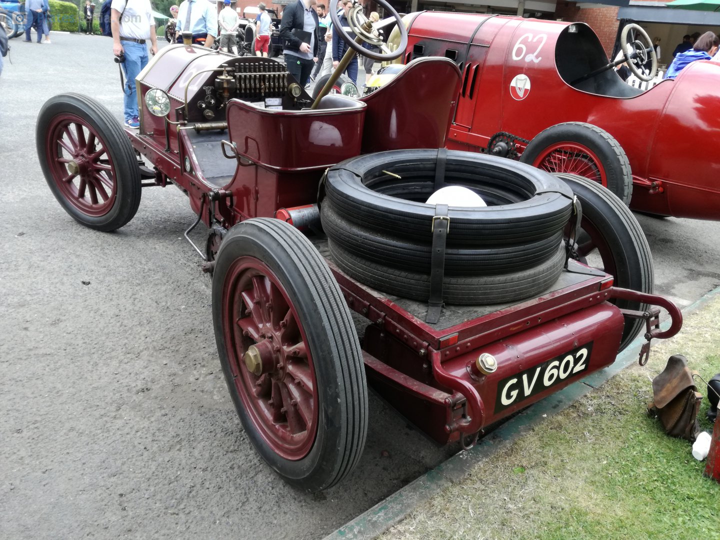 GV602, Mercedes-Benz 