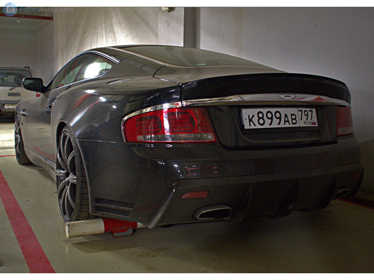 к 899 ав 797, Aston Martin Vanquish 1st gen V12 Vanquish, 2001–2007