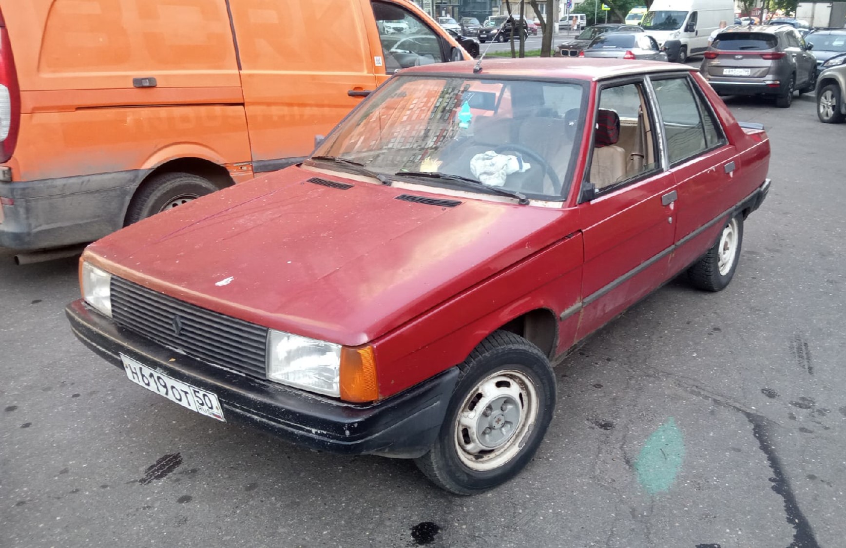 н 619 от 50, Renault 9 1st gen (L42), 1981–1989