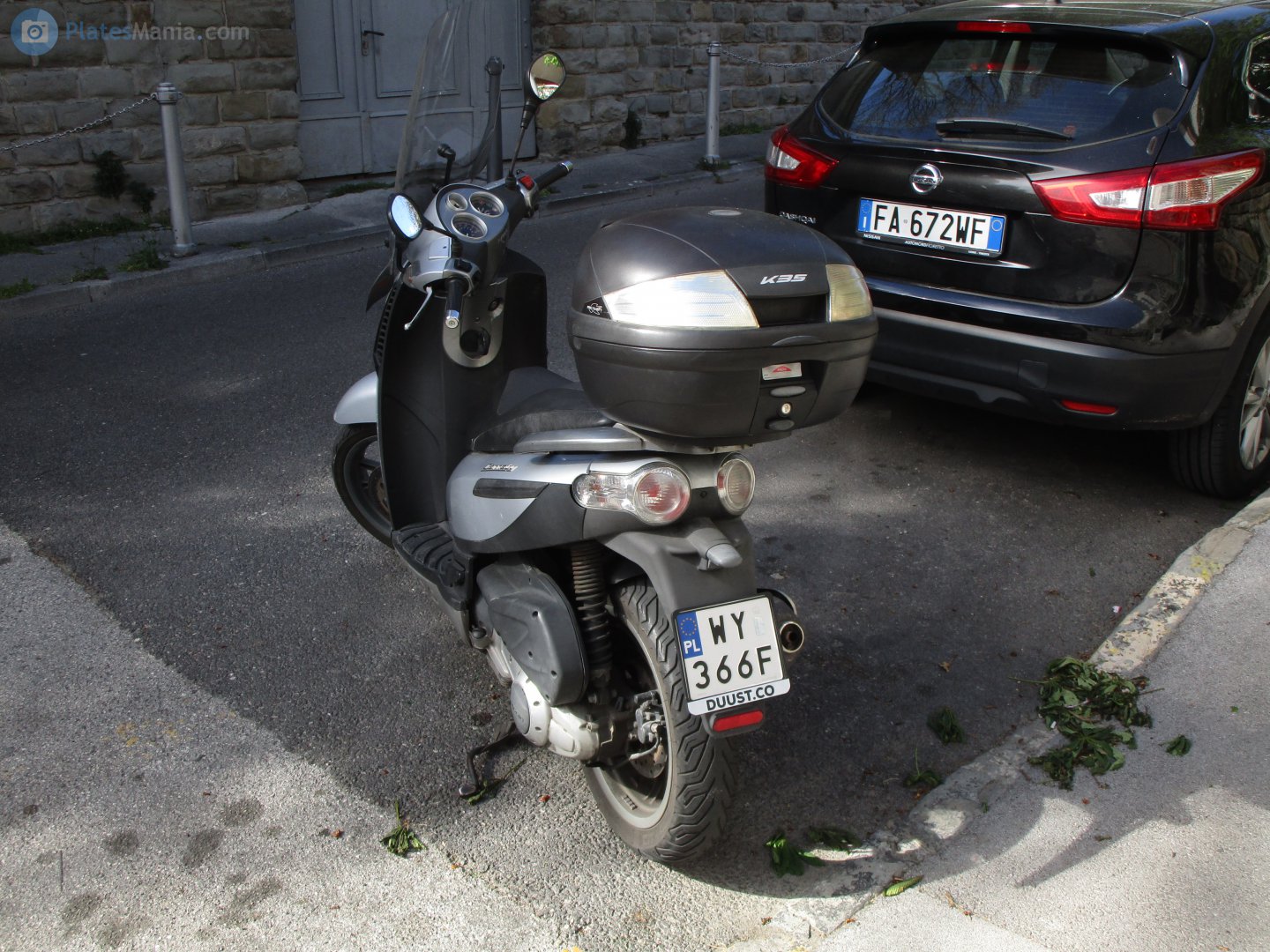 WY 366F, Piaggio Carnaby 