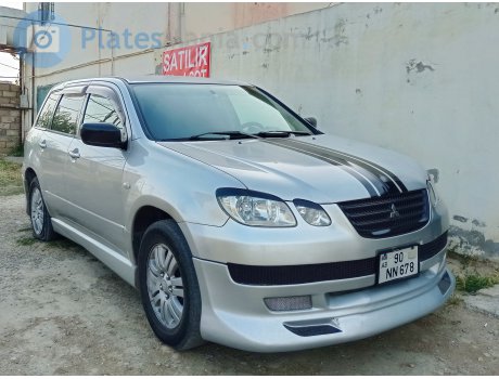 90 NN 678, Mitsubishi Airtrek