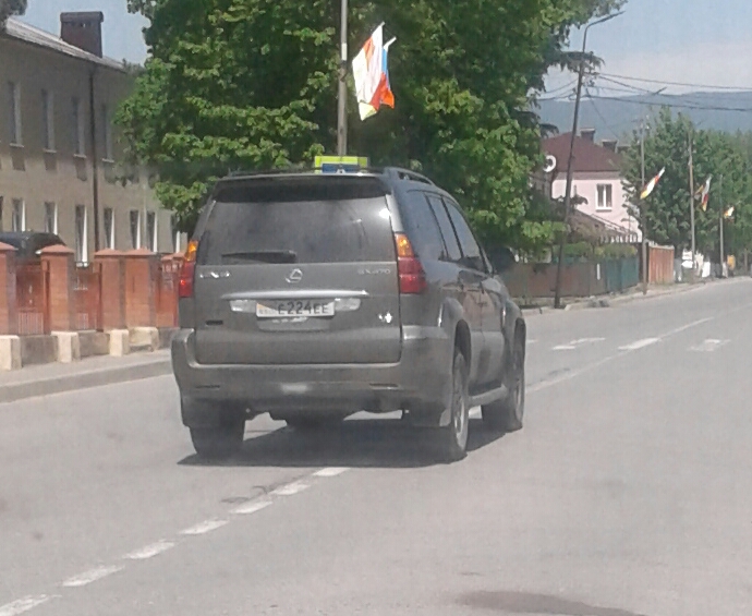 е 224 ее, Lexus GX 1st gen (J120), 2002–2009