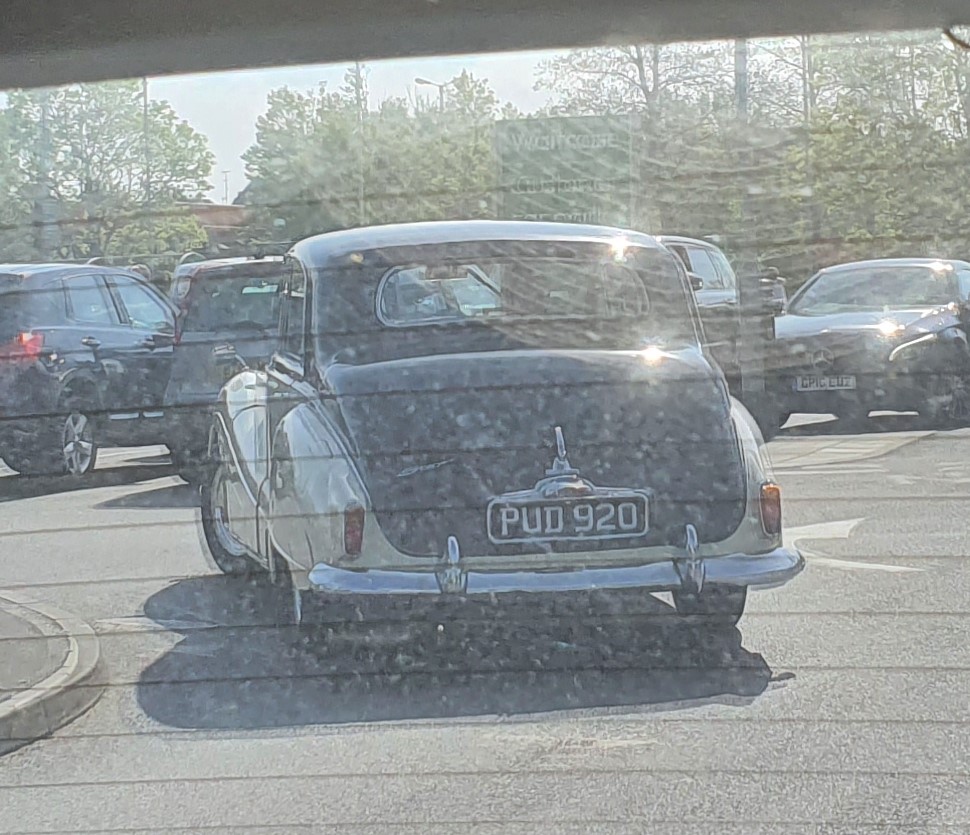 PUD920, Armstrong Siddeley Star Sapphire 