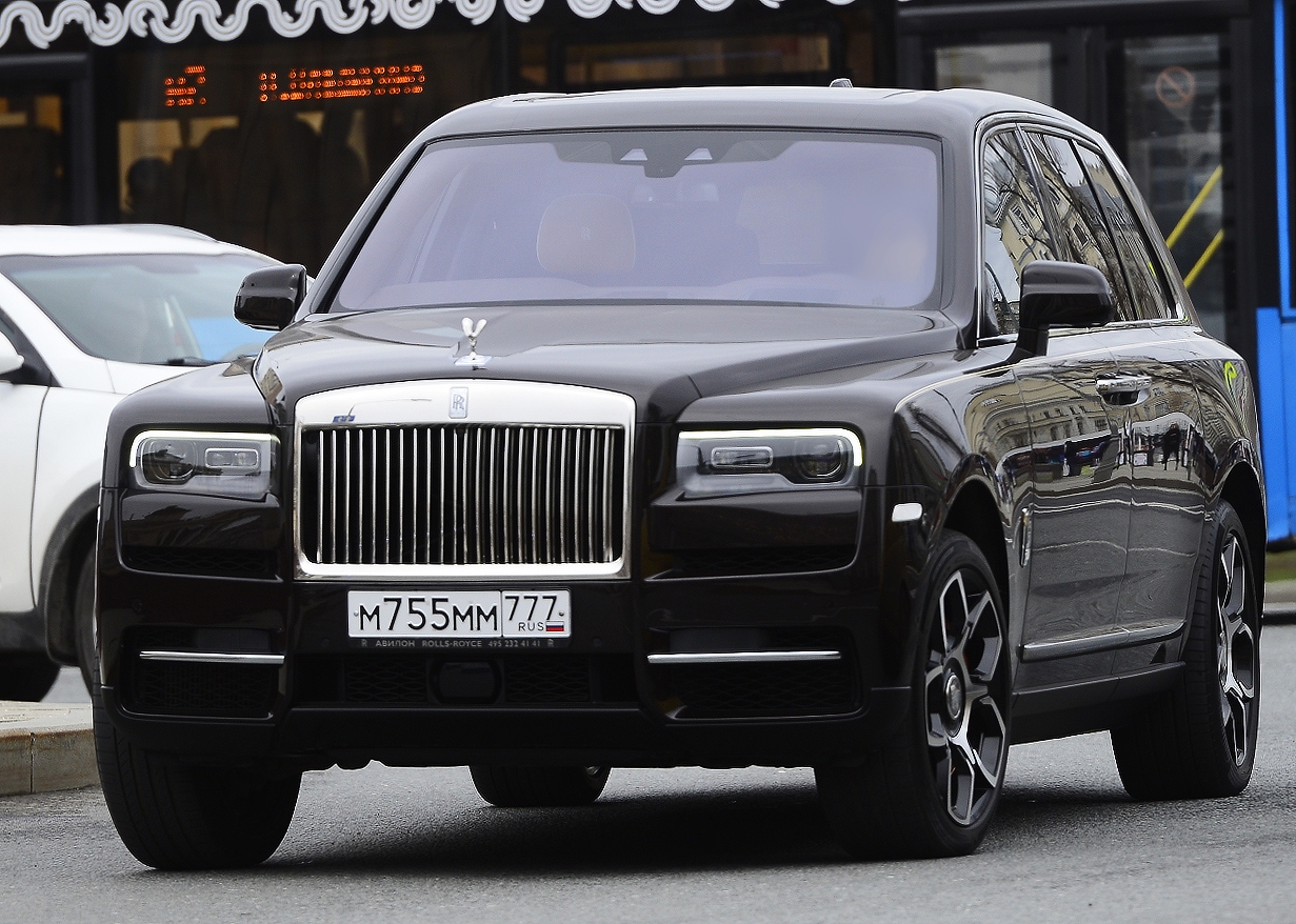 м 755 мм 777, Rolls-Royce Cullinan 1st gen (RR31), 2018–2024
