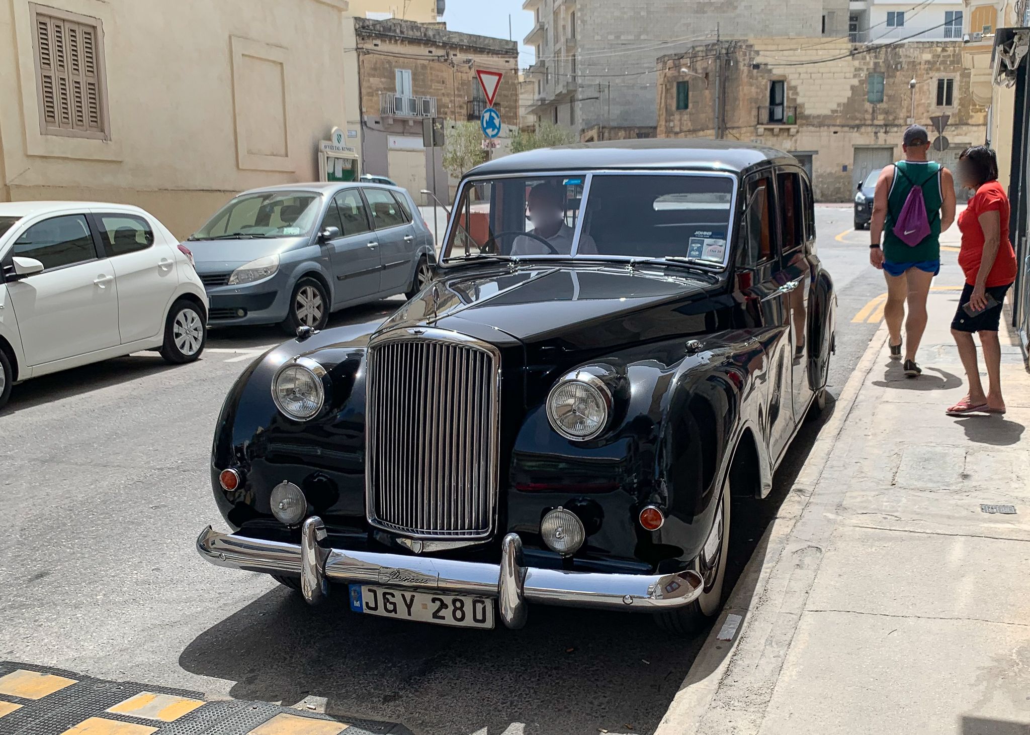 JGY 280, Austin Princess 