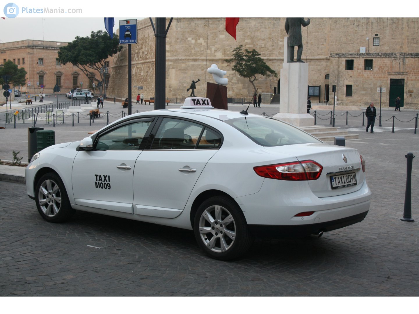 TAXI 009M, Renault Fluence 1st gen (L38), 2009–2020