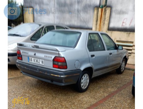 BA 8362 N, Renault 19