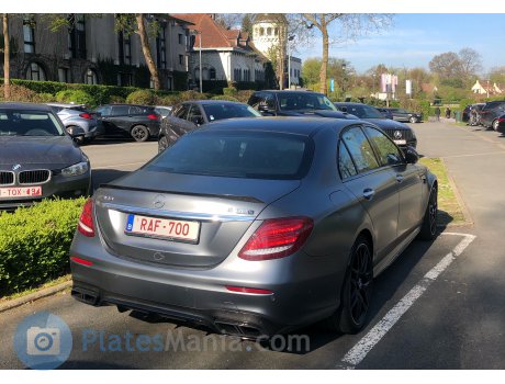 RAF-700, Mercedes-Benz E-Klasse