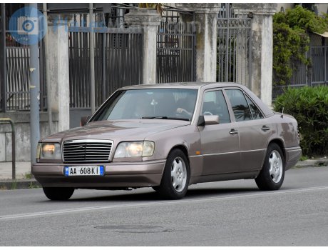 AA 608 KI, Mercedes-Benz E-Klasse
