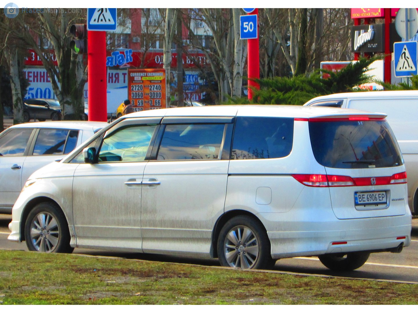 BE 6906 EP, Honda Elysion 1st gen (RR), 1st facelift, 2006–2012