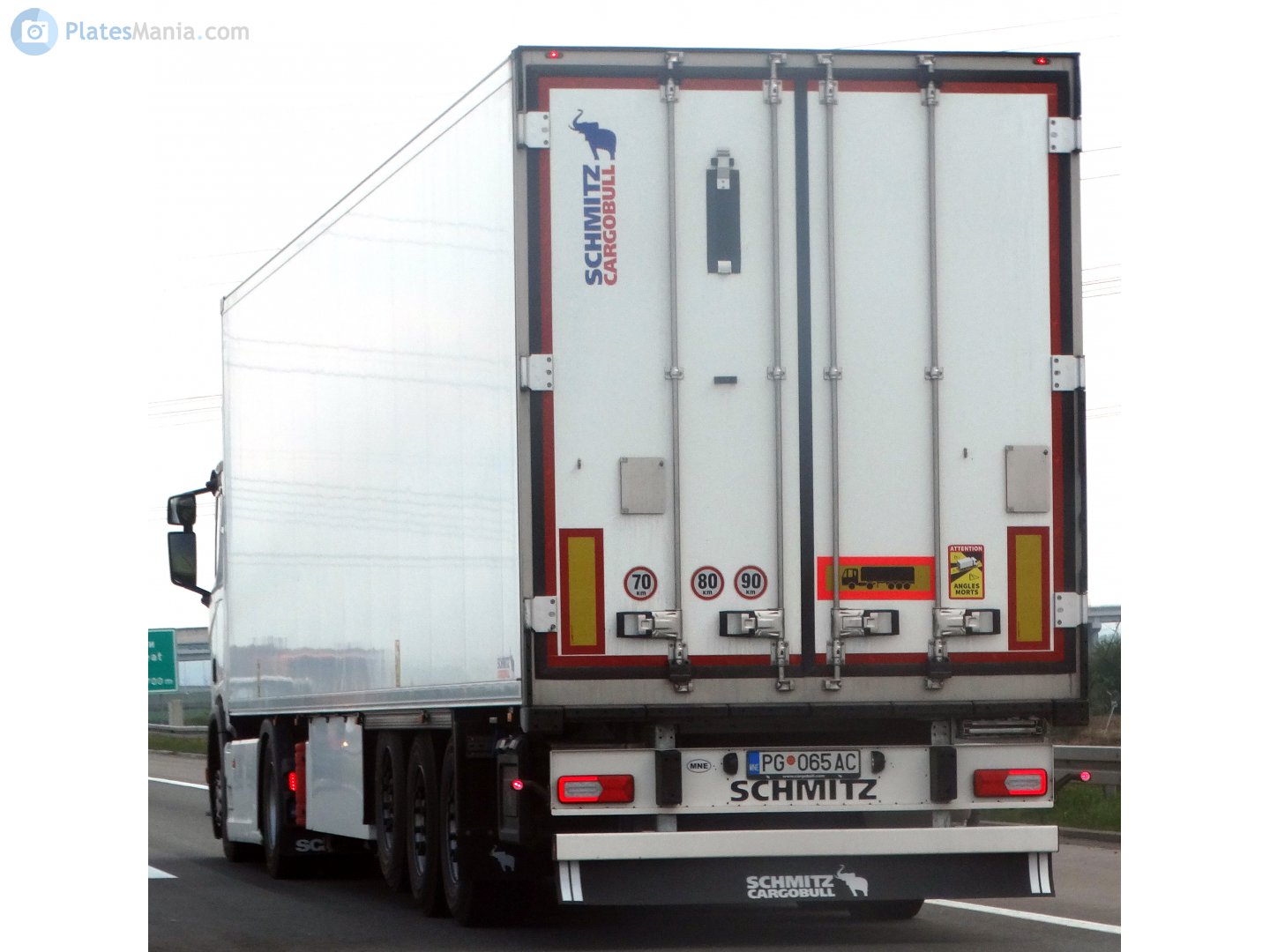 PG 065AC, Schmitz SKO 