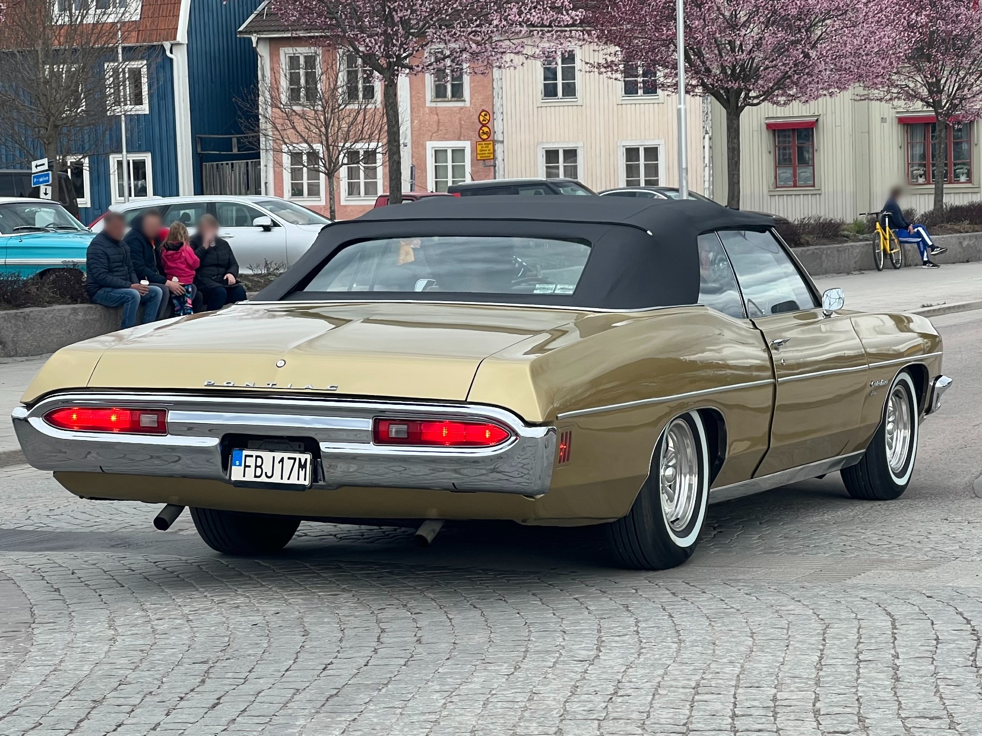 FBJ 17M, Pontiac Catalina 3rd gen 1970 2-door Convertible (25267/25467; B-body), 5th facelift, 1969–1970
