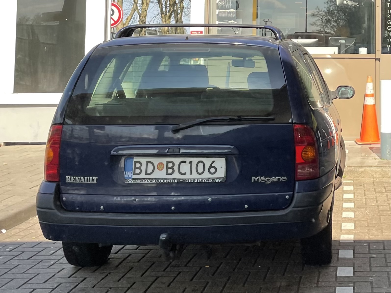 BD BC106, Renault Mégane 1st gen Break Wagon (K25), 1998–2002