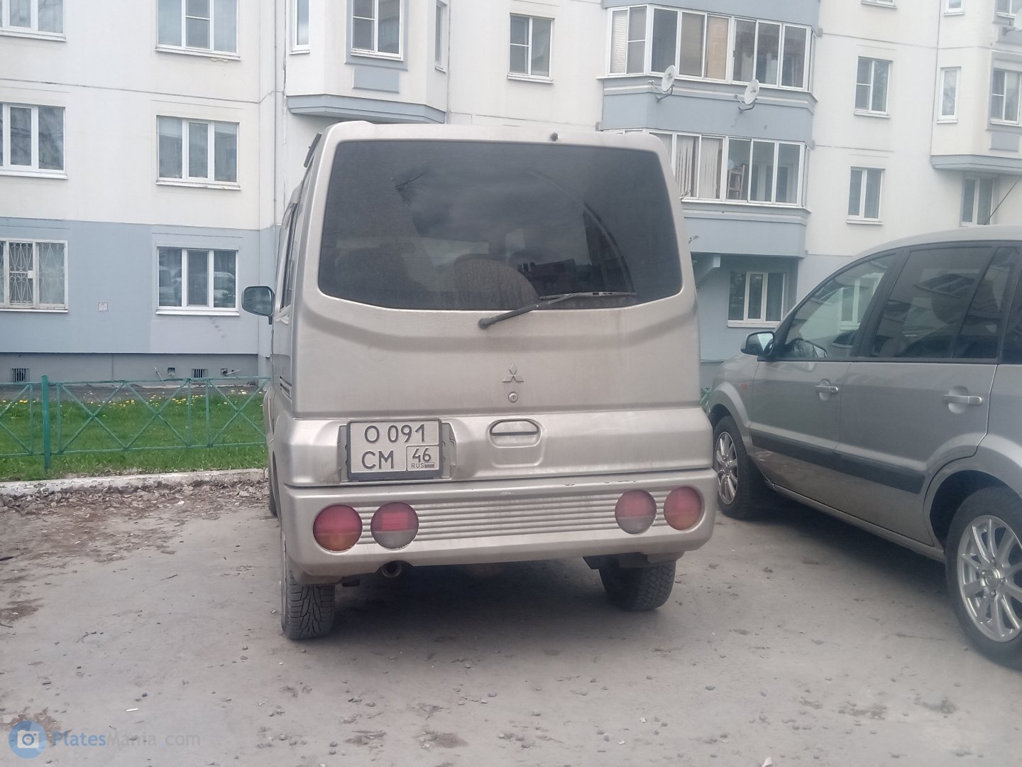 о 091 см 46, Mitsubishi Town Box 