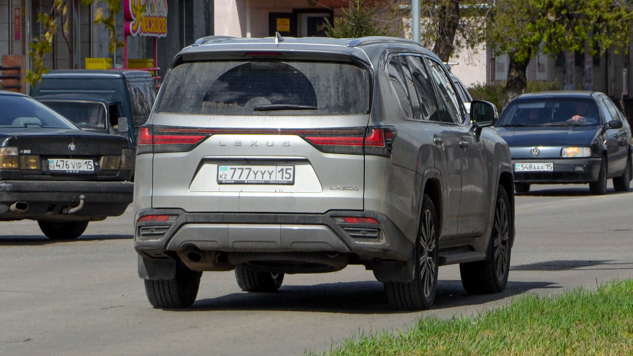 777 YYY 15, Lexus LX 4th gen (J310), 2021–