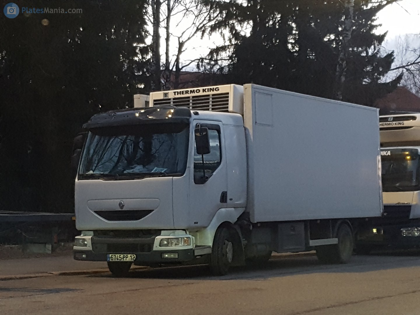 6745 PP 12, Renault Midlum 