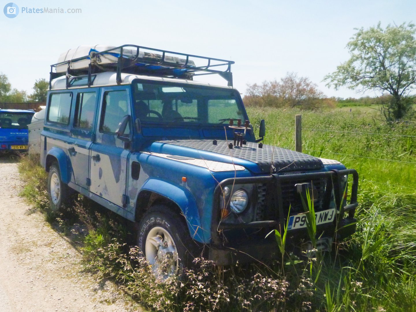 P939NWJ, Land Rover Defender 
