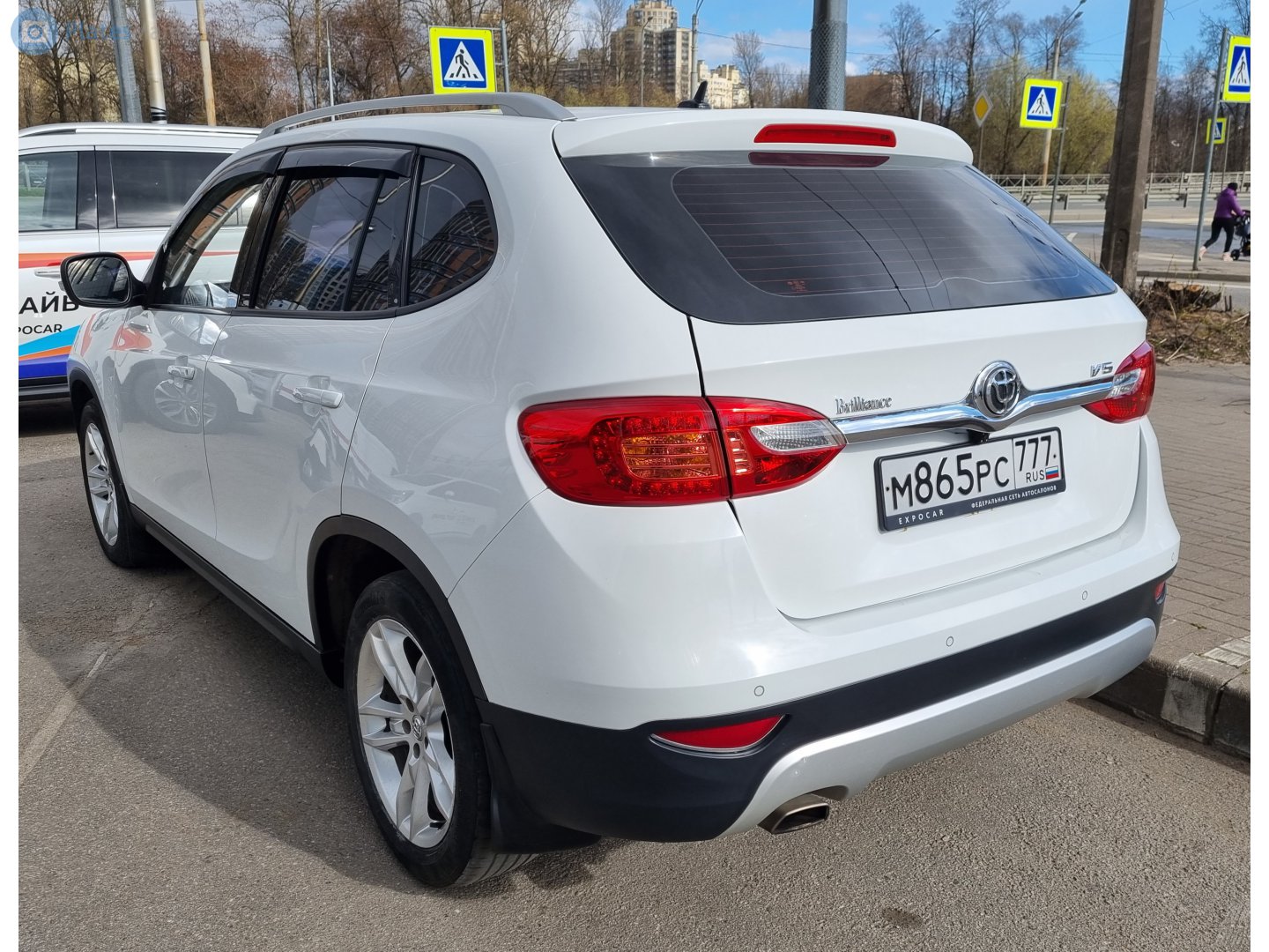 м 865 рс 777, Brilliance (Huachen Zhonghua) V5 