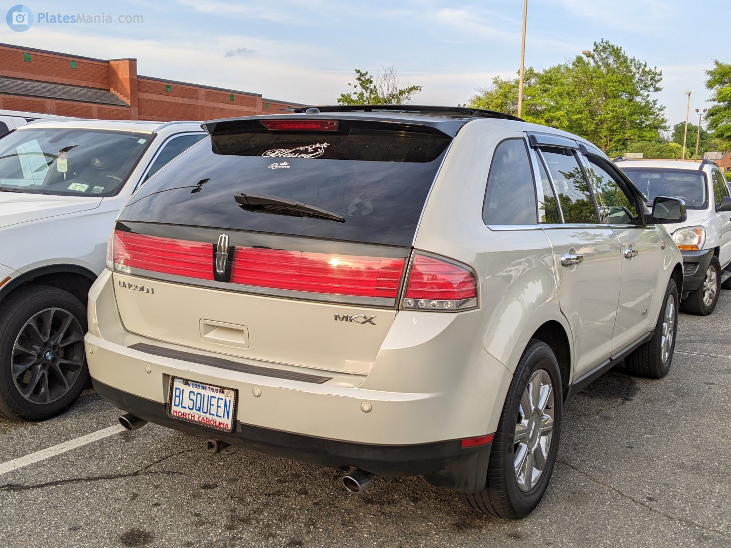 BLSQUEEN, Lincoln MKX 1st gen (U388), 2006–2010