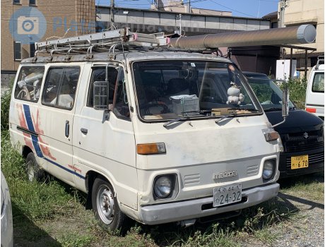 京 44 や 2432, Mazda Bongo