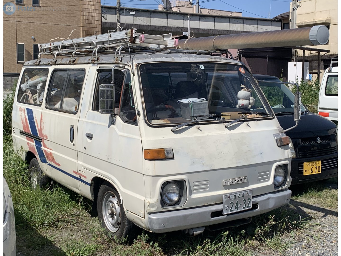 京 44 や 2432, Mazda Bongo 2nd gen, 1975–1983